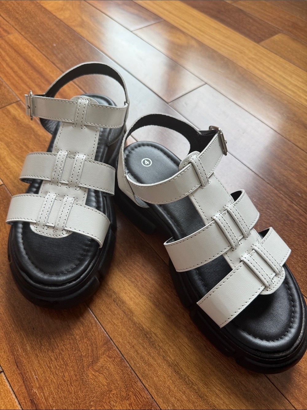 Boohoo White Fisherman Sandals NWOT